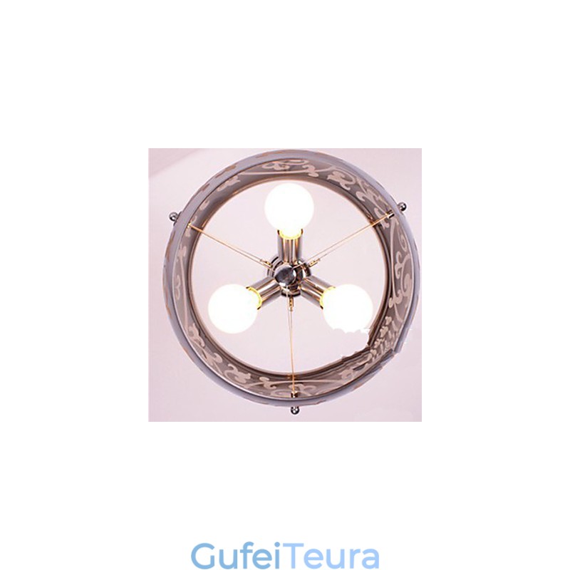 מלאכת חיתוך של נברשת חיתוך