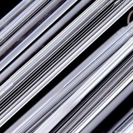 תליון מודרני 3 אורות עם מוט זכוכית