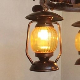 ציור רטרו עץ במבוק נברשת