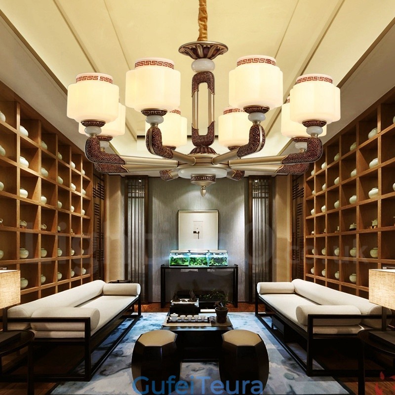 8 אור רטרו מסורתי סגסוגת אבץ נברשת לובי יוקרתית עם גוון זכוכית