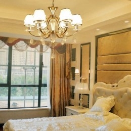 6 נברשת נורדית בהירה עם גוון זכוכית