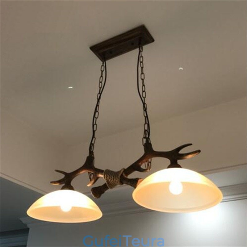 2 אור שחור כפרי אומנותי רטרו Antler עתיק תליון אור עם גוון זכוכית