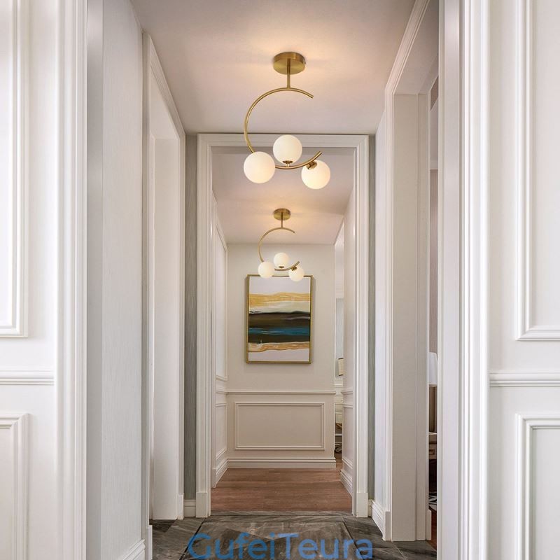 תאורת תקרת זכוכית לבנה חלבית מודרנית ופשוטה עם שלושה ראשים G9 5W