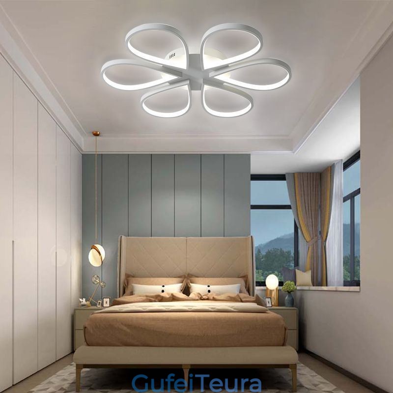 תאורת תקרת תלתן מינימליסטית מסוג Flush Mount