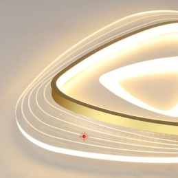 מנורת תקרה מנורת תקרה משולשת