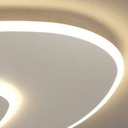 תאורת תקרה עם משולש כפול בהר