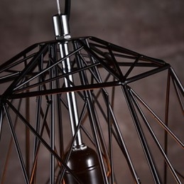 תליון באהיל צמה שחורה