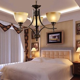 נברשת אלגנטית עם 3 אורות באור חם