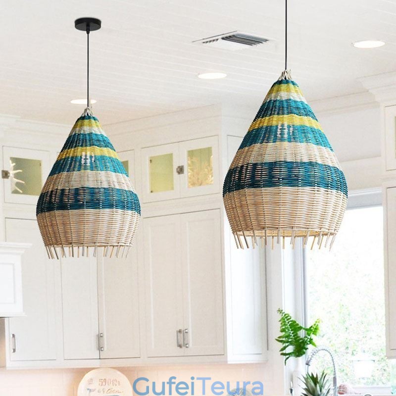 במבוק וקש תליון אור פסים מרווחים ארוגים ביד מנורת תקרה אהיל