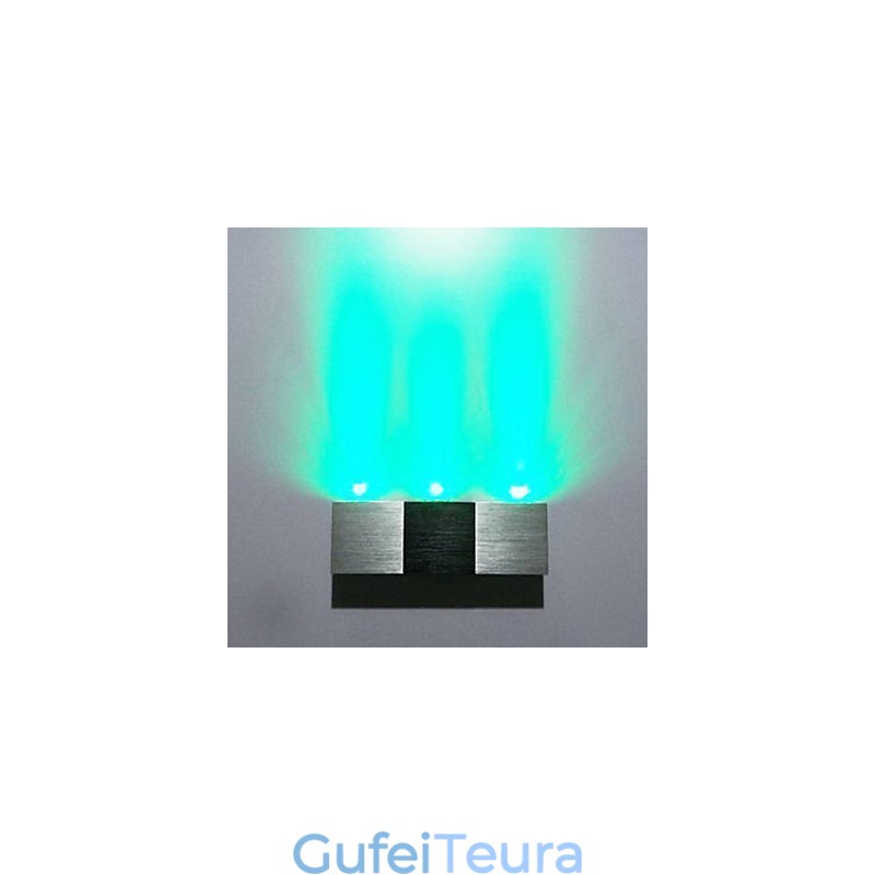 פנס קיר מודרני עם גוף אלומיניום מלבני מפזר אור