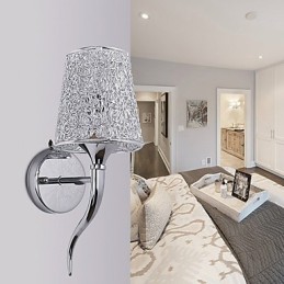 מנורה כסופה ליד המיטה מנורות קיר מנורות אינסטלציה מלכודת רקע מראה אור