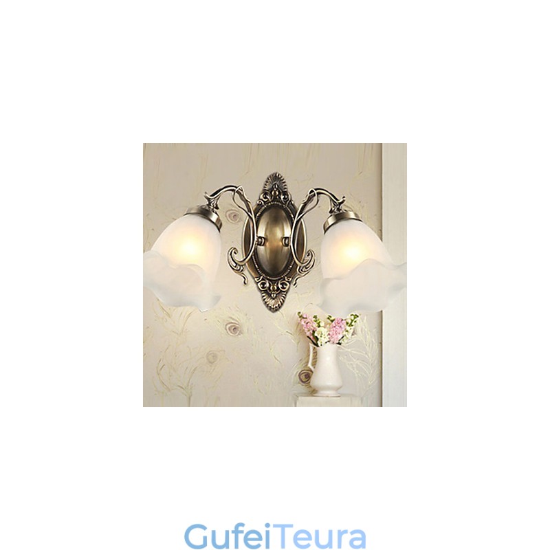 רטרו זכוכית פשוט אירופאי מודרני אלגנטיות ברזל יצוק אור מנורת קיר