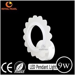 מנורת תאורת קיר מודרנית באקריליק פנימית