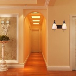 2 אור קיר בהיר בגוון לבן