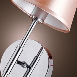 פנס קיר מעוצב פשוט באור חם