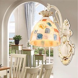 אחרים כוללים תאורת קיר פמוטי קיר Downlight