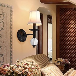 כפרי לודג' פשוט ציור וינטג' מאפיין אור סביבתי קיר פמוטים קיר אור