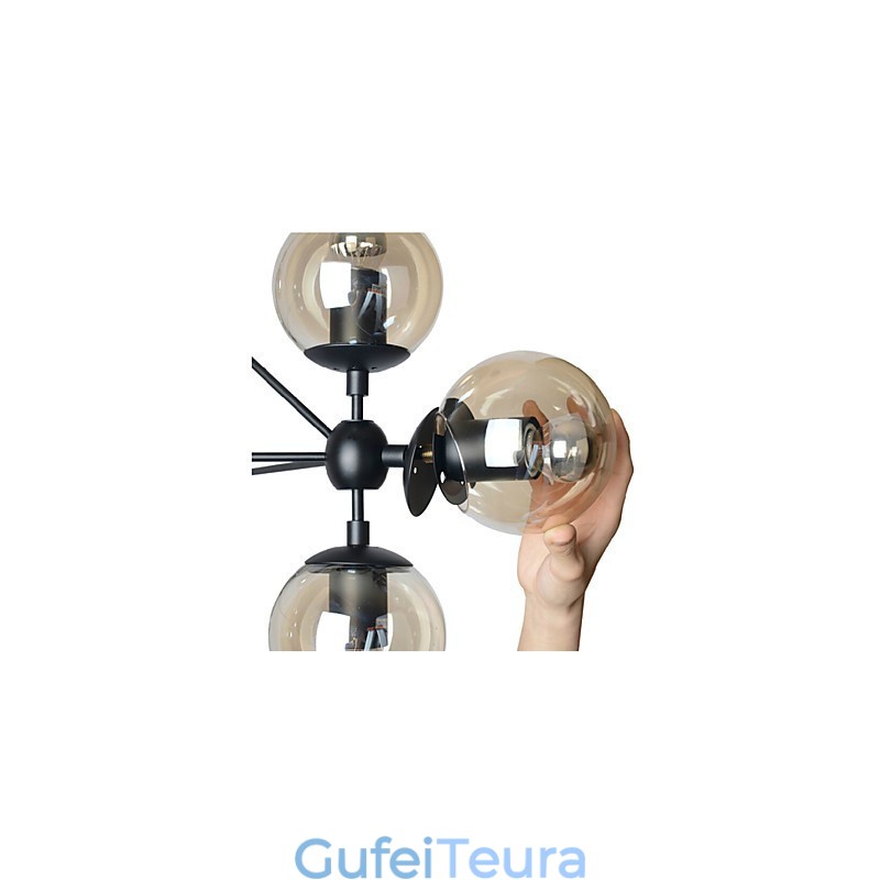 נברשת רטרו סלון בחוץ מוסך מתכת