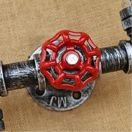 כפרי לודג' תכונת פליז עבור פמוטי קיר קיר עם אור סביבתי אור ענבר