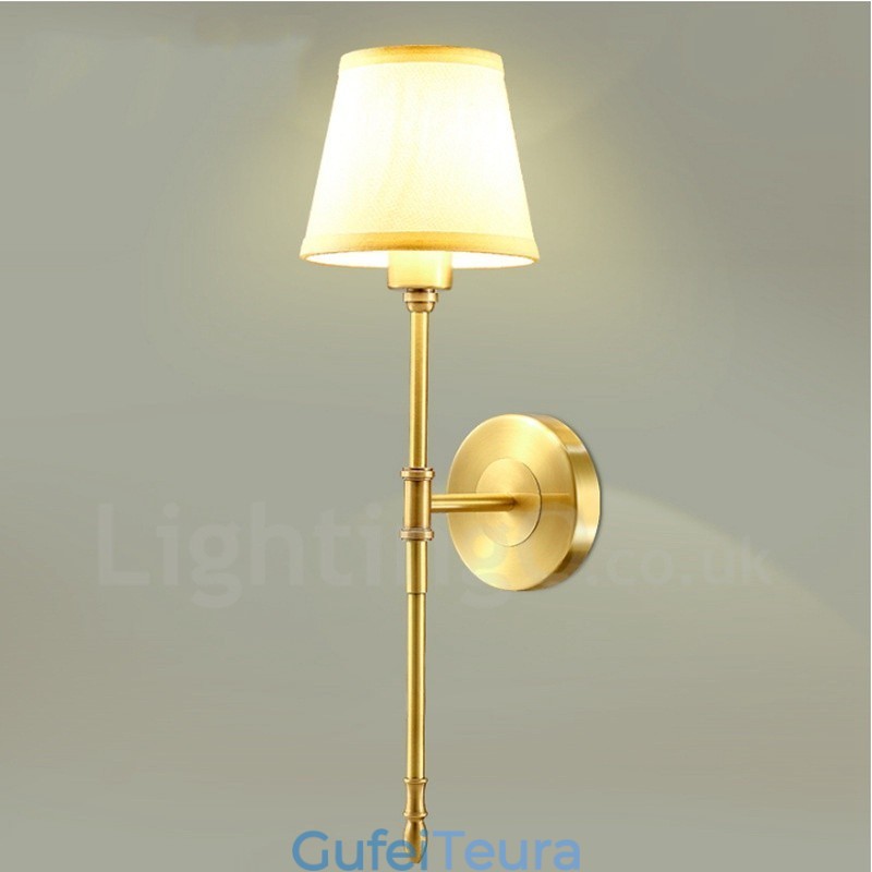 פמוטי קיר מקורה נחושת קלאסית מסורתית עם אור יחיד