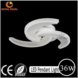 תאורת נברשת אקרילית פנימית