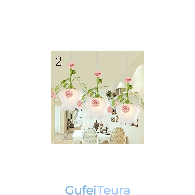 פרחים וצמחים לגן ליום האהבה סופגים אור כיפה