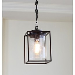 מסגרת מרובעת של תקרת הזכוכית של הסגנון הכפרי הנורדי