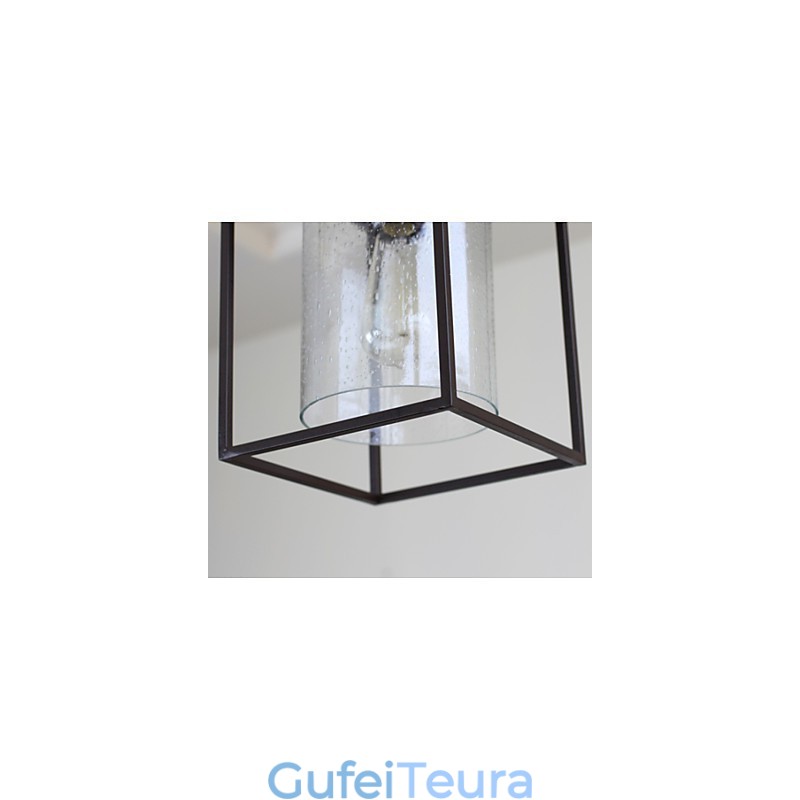 מסגרת מרובעת של תקרת הזכוכית של הסגנון הכפרי הנורדי