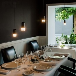 תאורת תליון בעיצוב קו גיאומטרי יצירתי בצפון אירופה